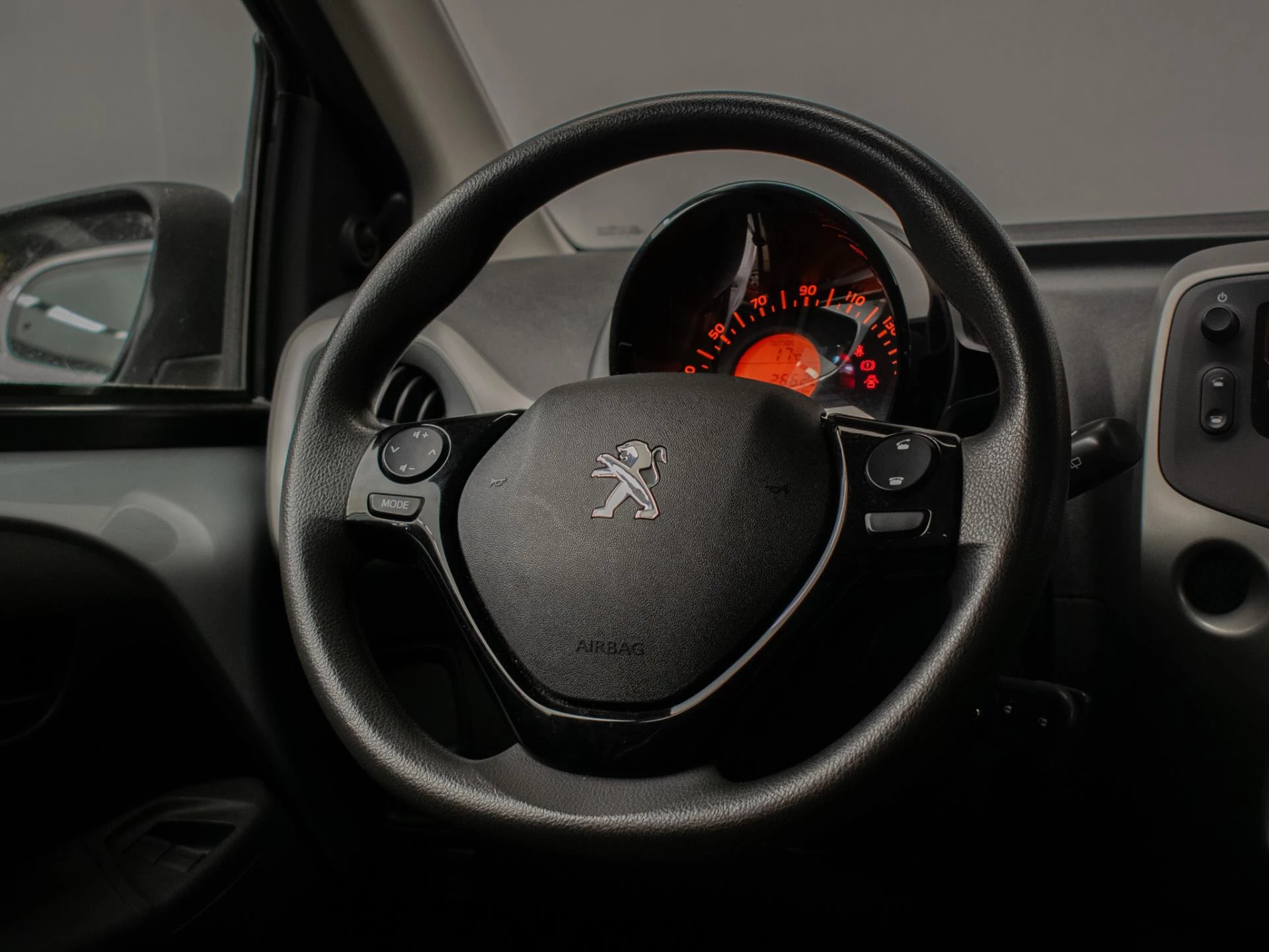 Hoofdafbeelding Peugeot 108