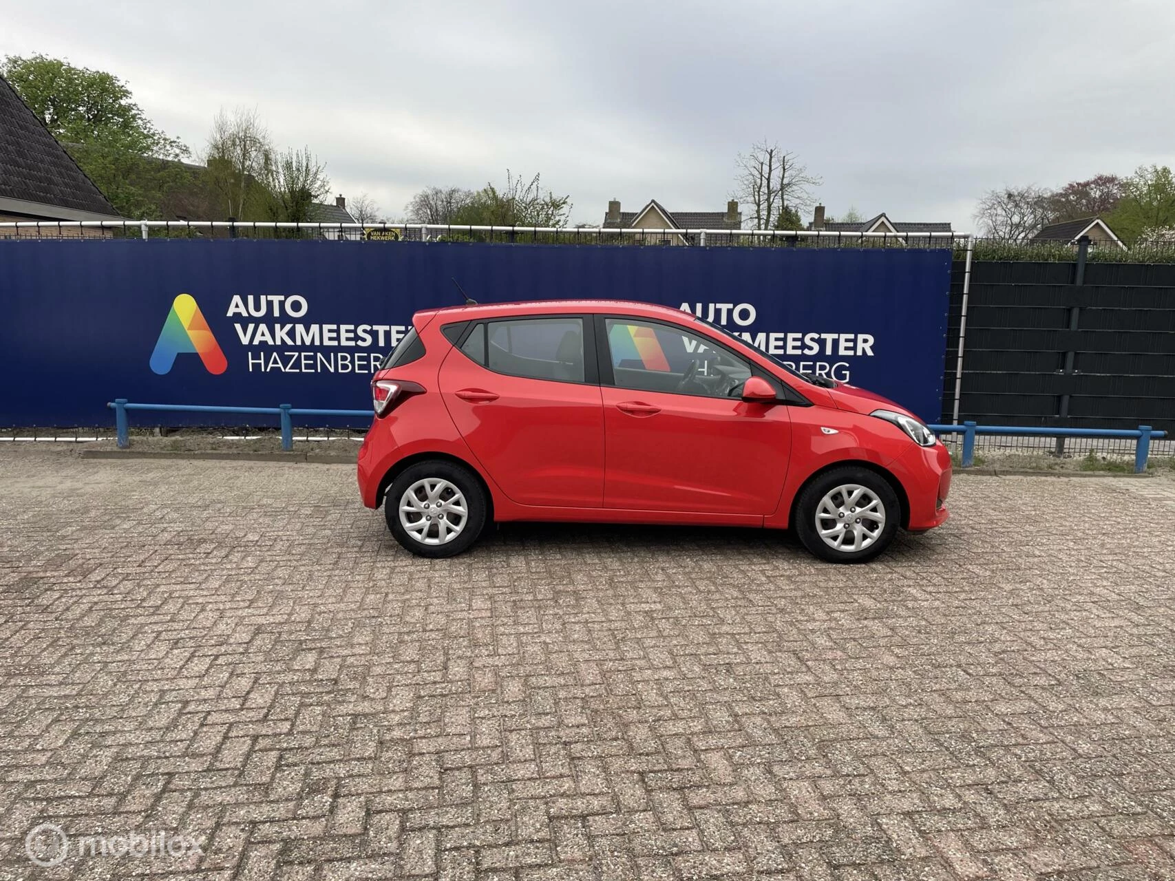 Hoofdafbeelding Hyundai i10