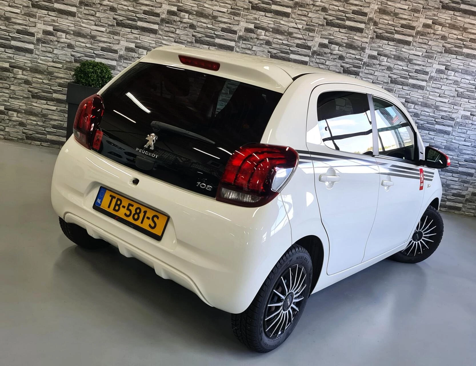Hoofdafbeelding Peugeot 108