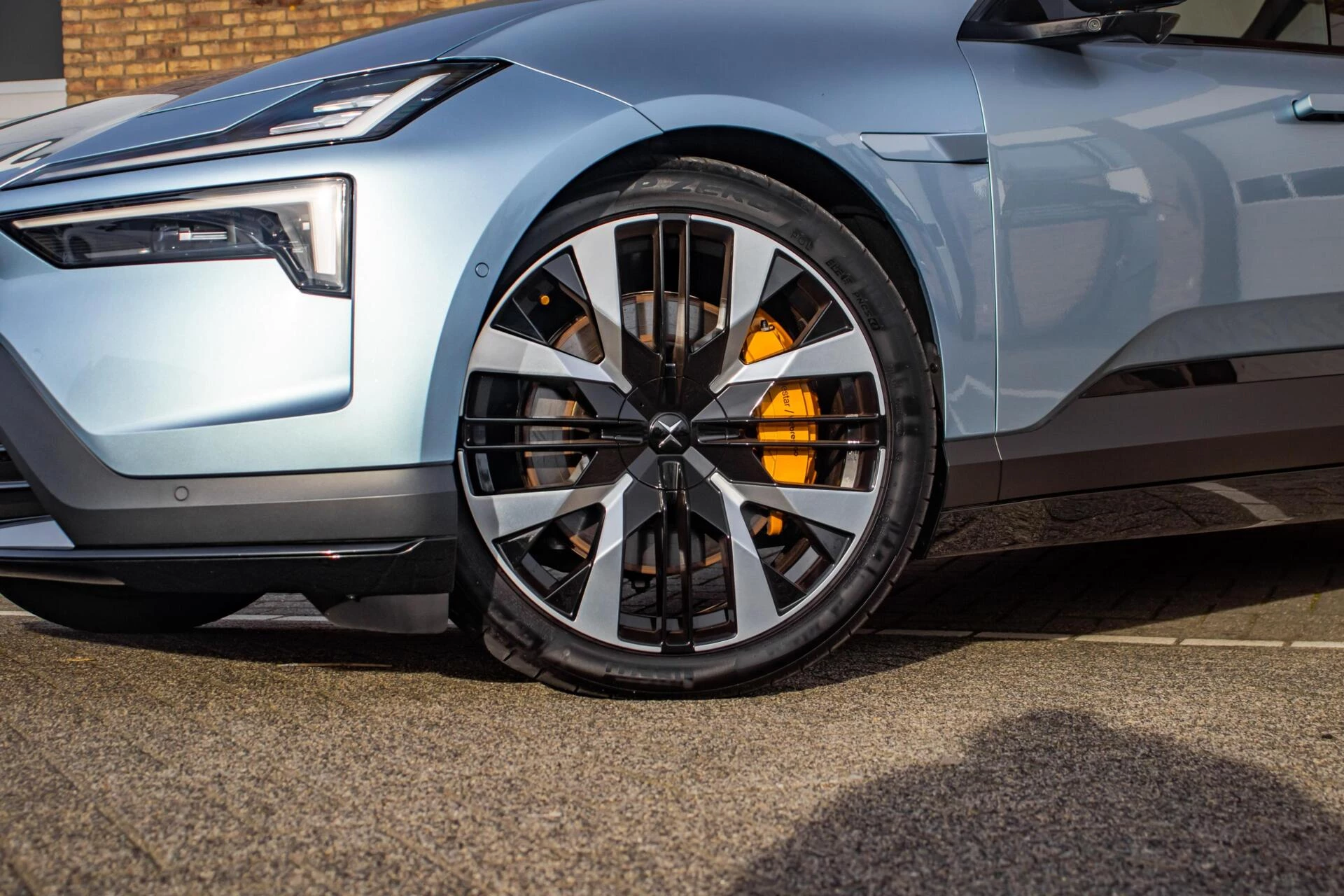 Hoofdafbeelding Polestar 4