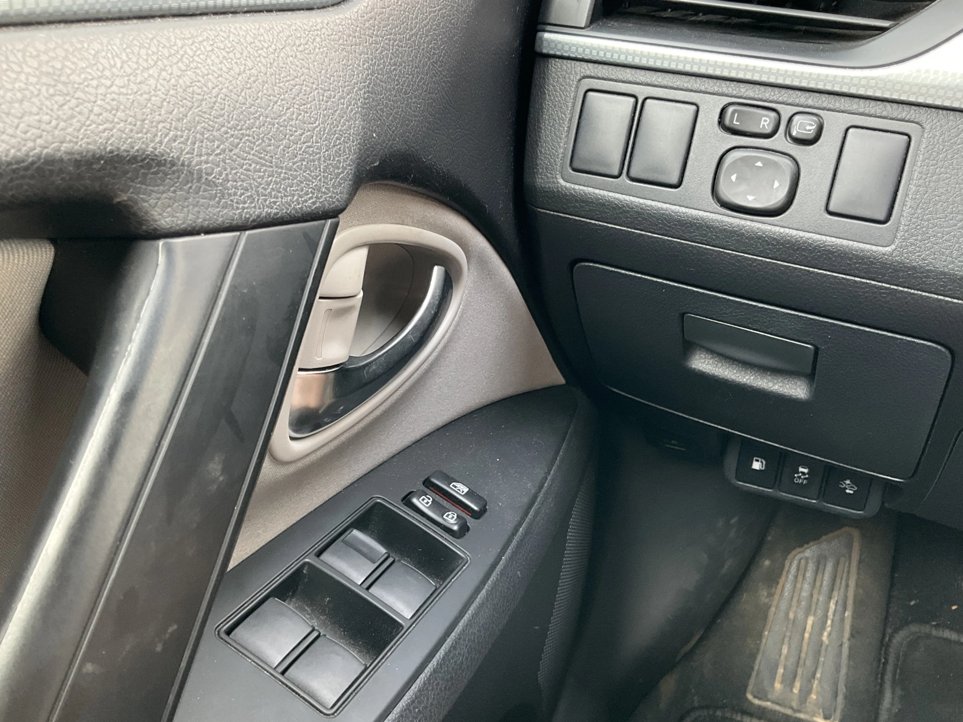 Hoofdafbeelding Toyota Avensis