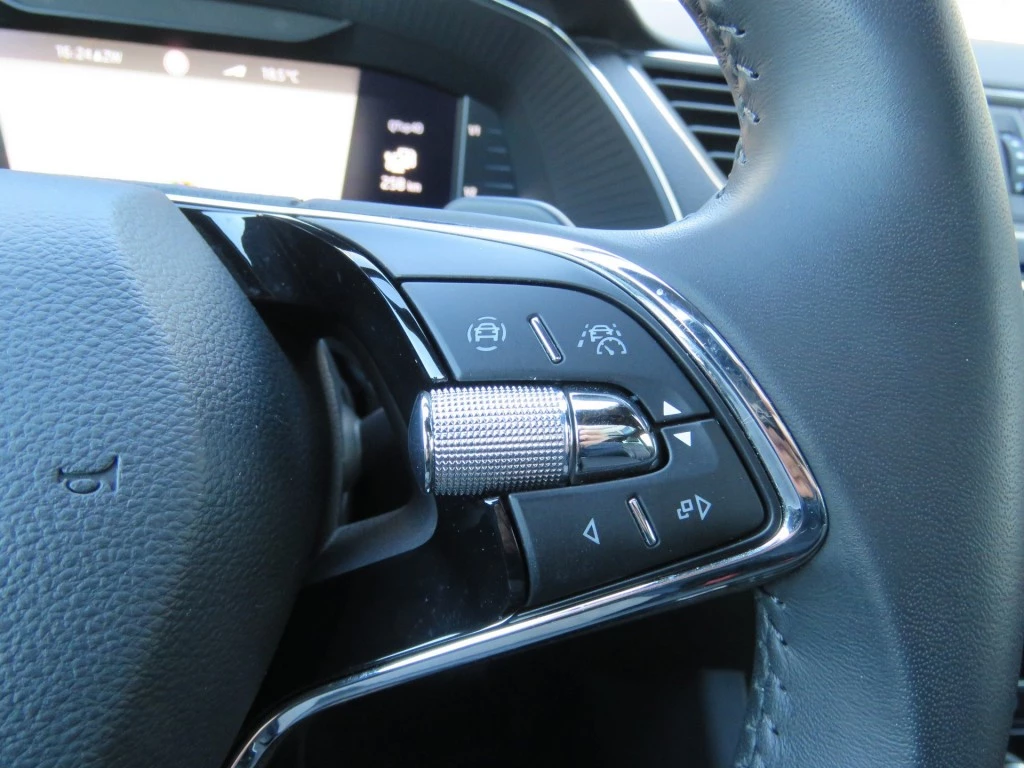 Hoofdafbeelding Škoda Superb