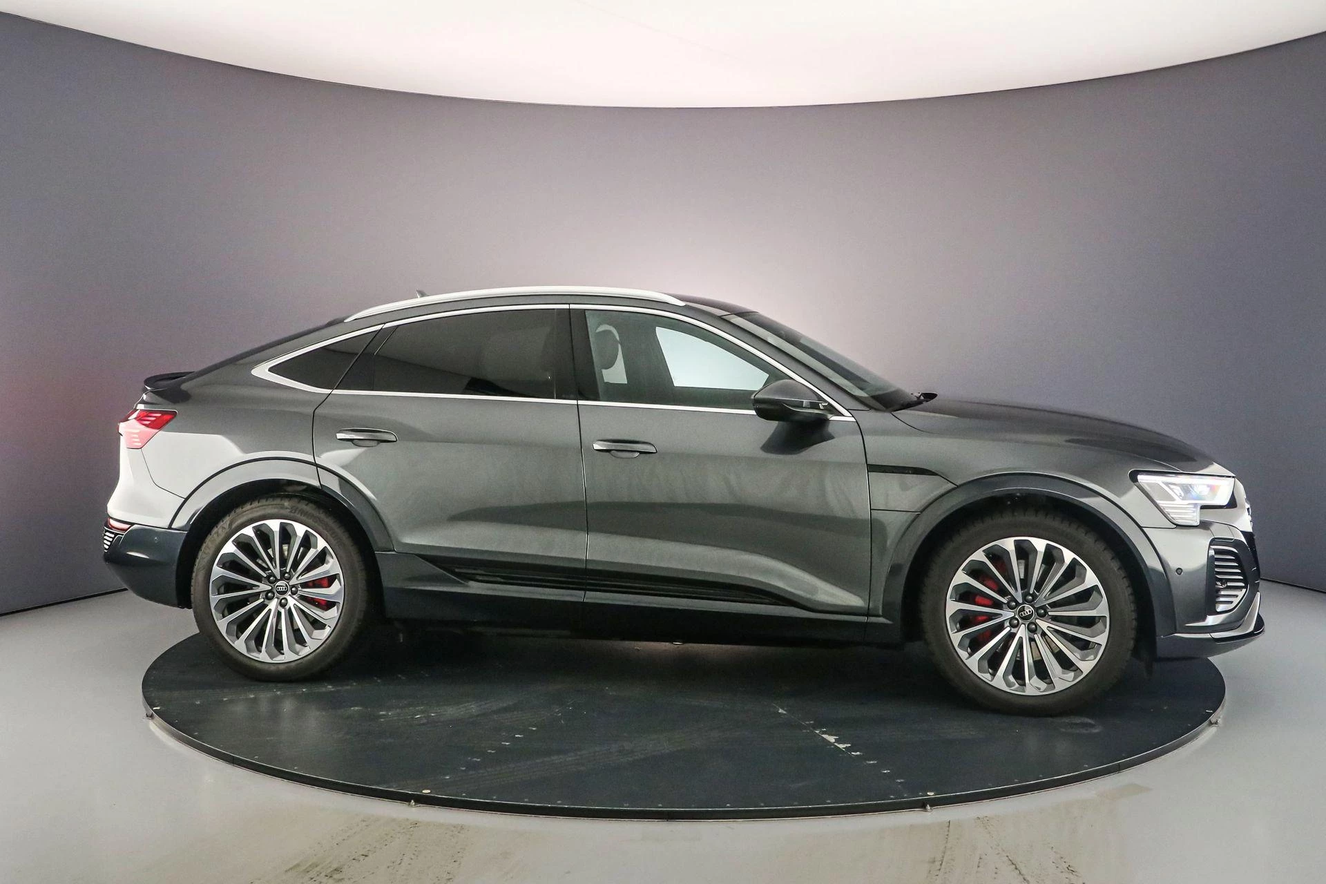 Hoofdafbeelding Audi Q8 Sportback e-tron