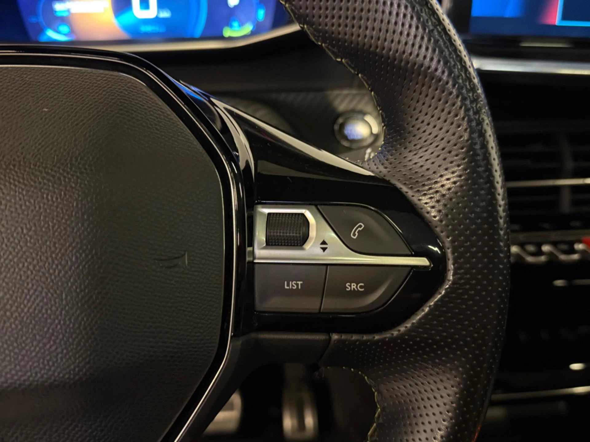 Hoofdafbeelding Peugeot e-208