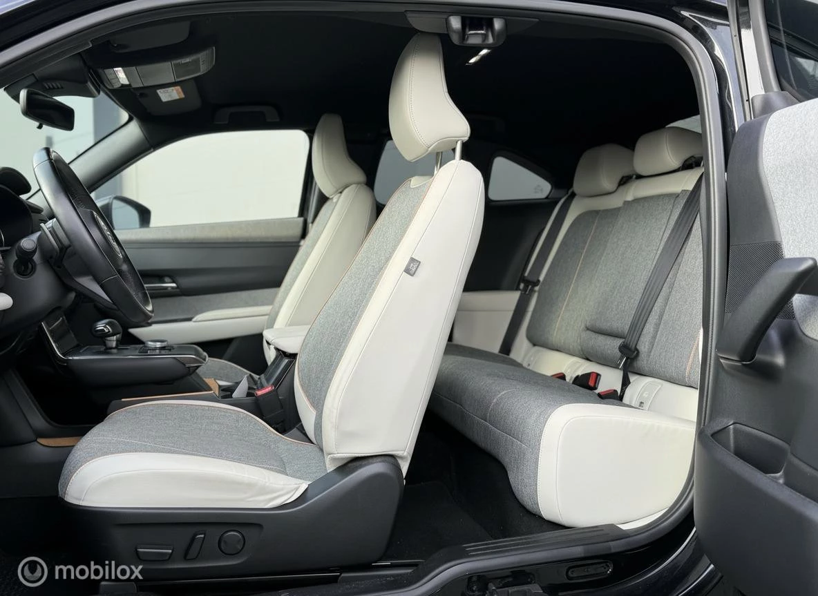 Hoofdafbeelding Mazda MX-30