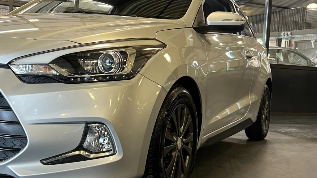 Hoofdafbeelding Hyundai i20