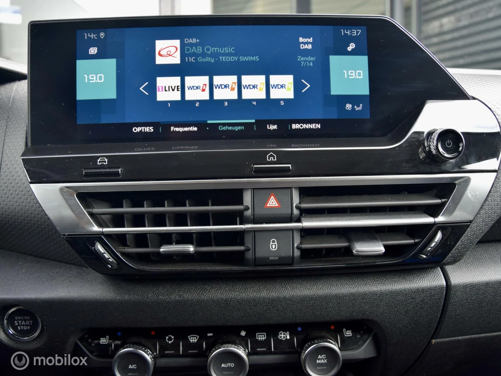 Hoofdafbeelding Citroën ë-C4