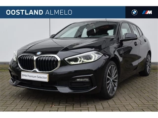 BMW 1 Serie 118i Executive Sport Line Automaat / Sportstoelen / Stoelverwarming / LED / Cruise Control / Parking Assistant / Live Cockpit Professional /