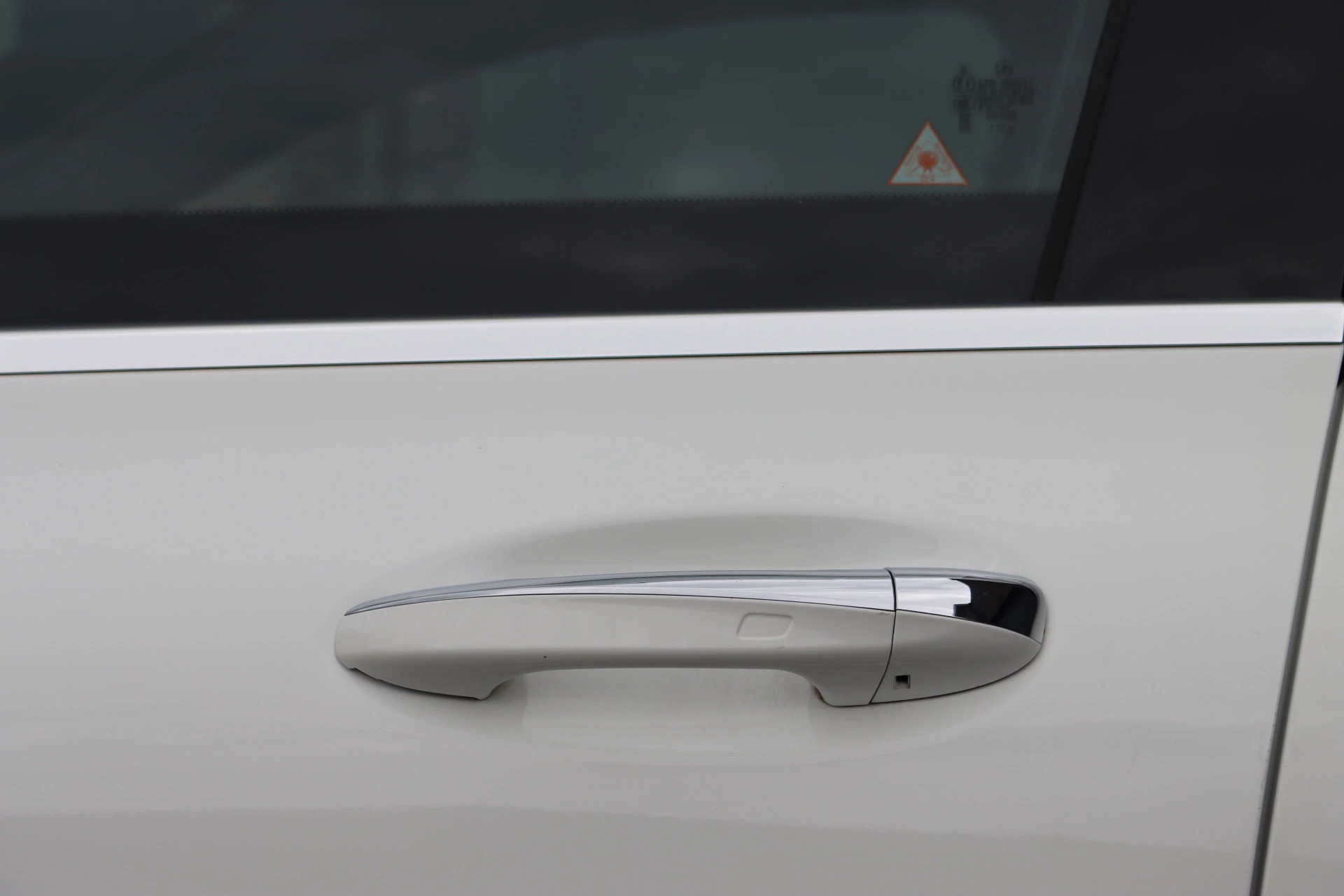 Hoofdafbeelding Mercedes-Benz EQC