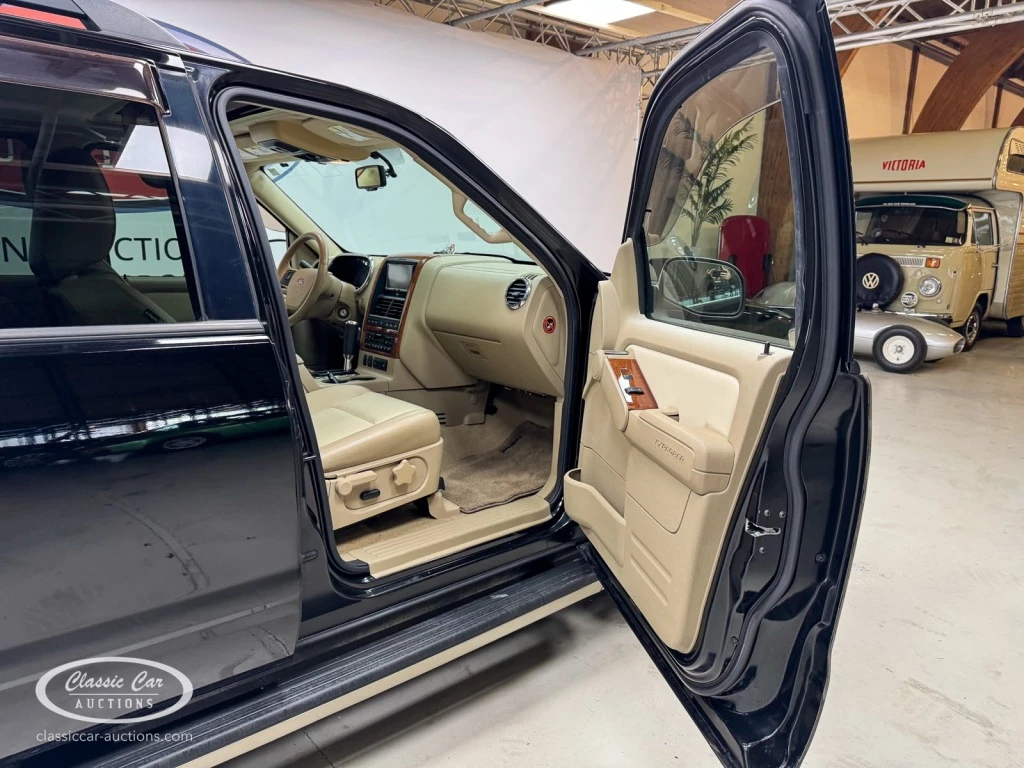 Hoofdafbeelding Ford Explorer