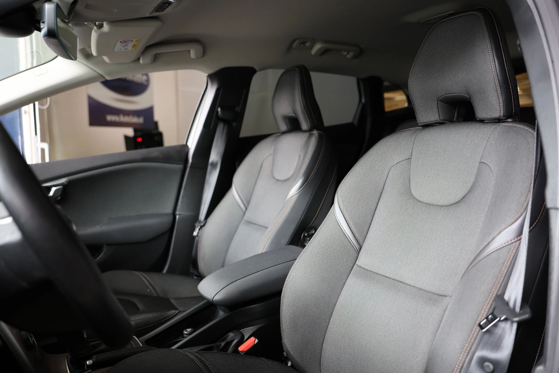 Hoofdafbeelding Volvo V40