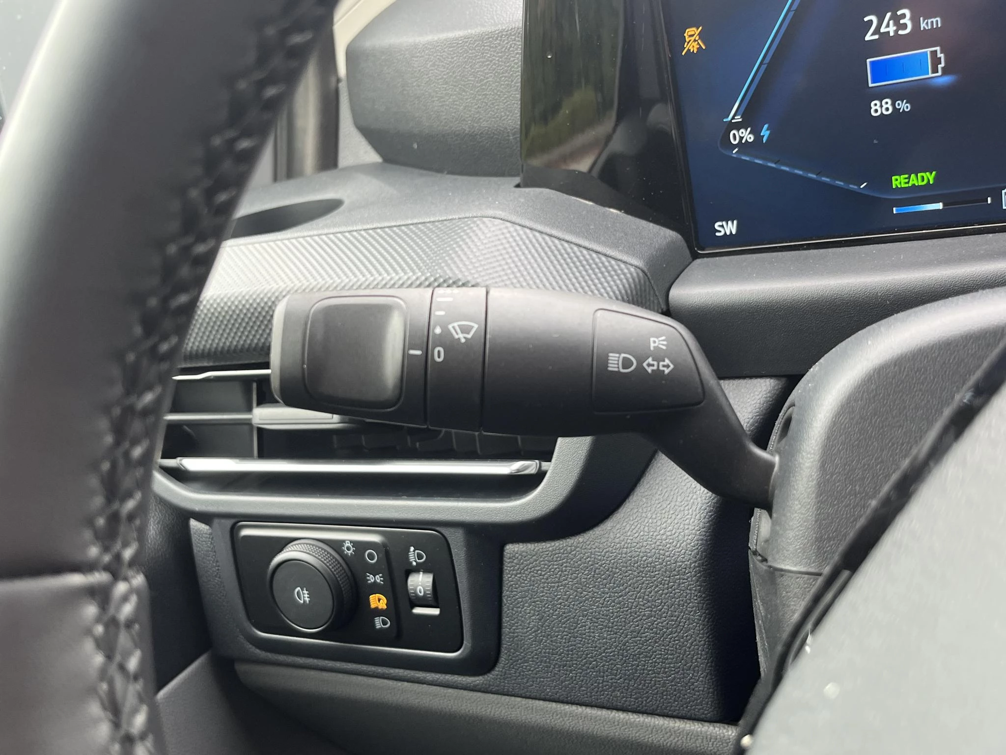 Hoofdafbeelding Ford E-Transit Custom