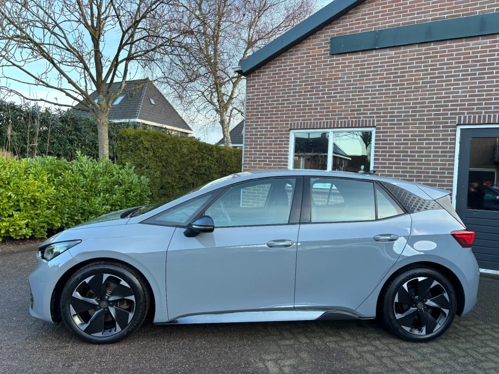 Hoofdafbeelding CUPRA Born