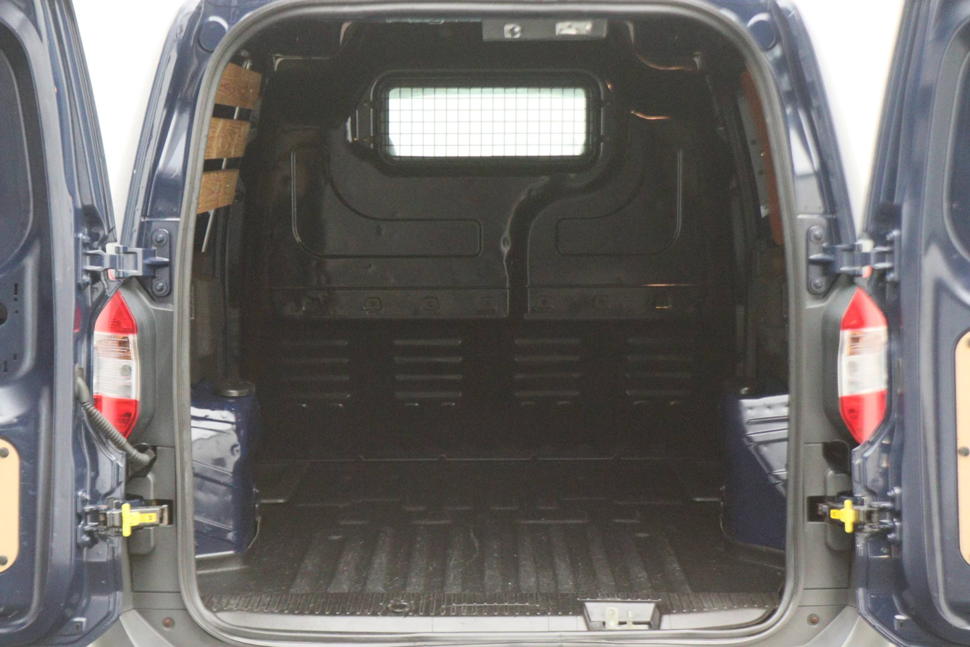 Hoofdafbeelding Ford Transit Courier