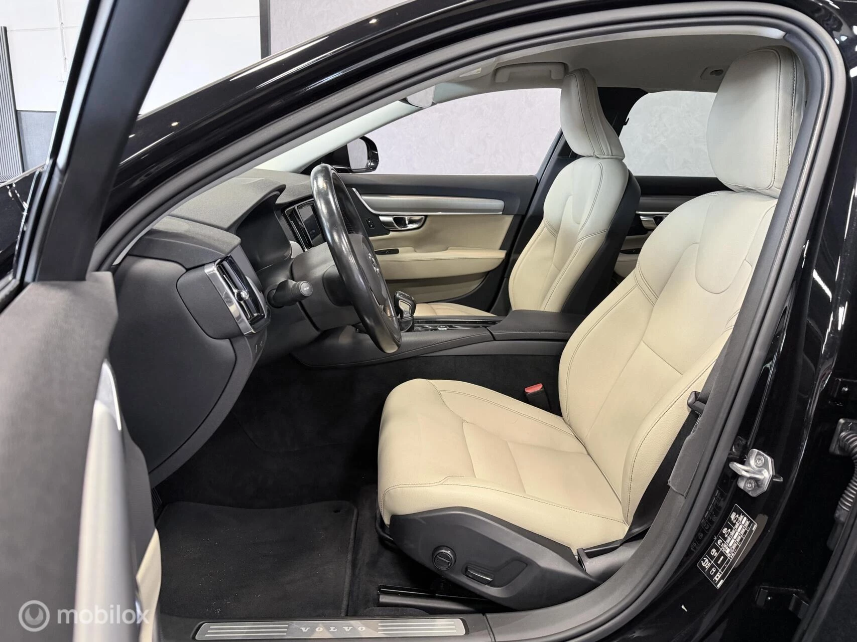 Hoofdafbeelding Volvo V90