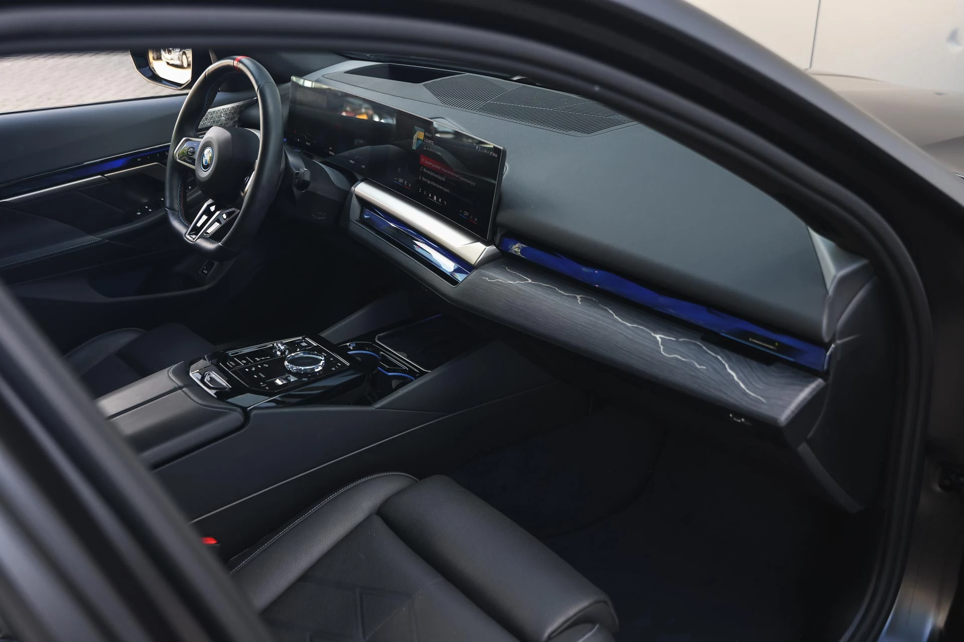 Hoofdafbeelding BMW i5
