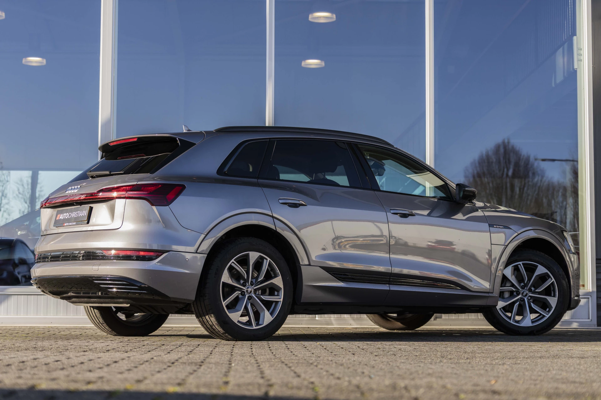 Hoofdafbeelding Audi e-tron