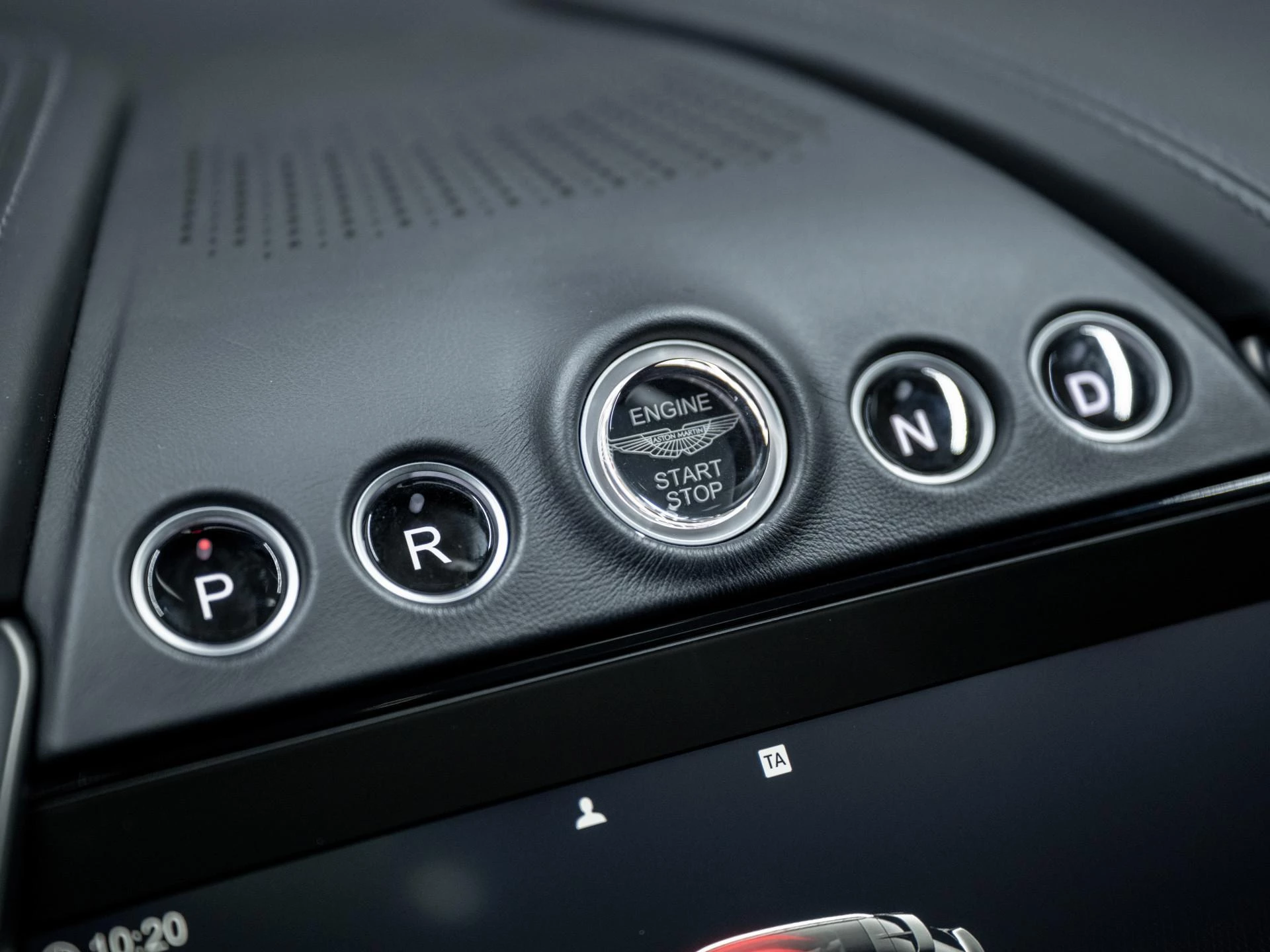 Hoofdafbeelding Aston Martin DBX