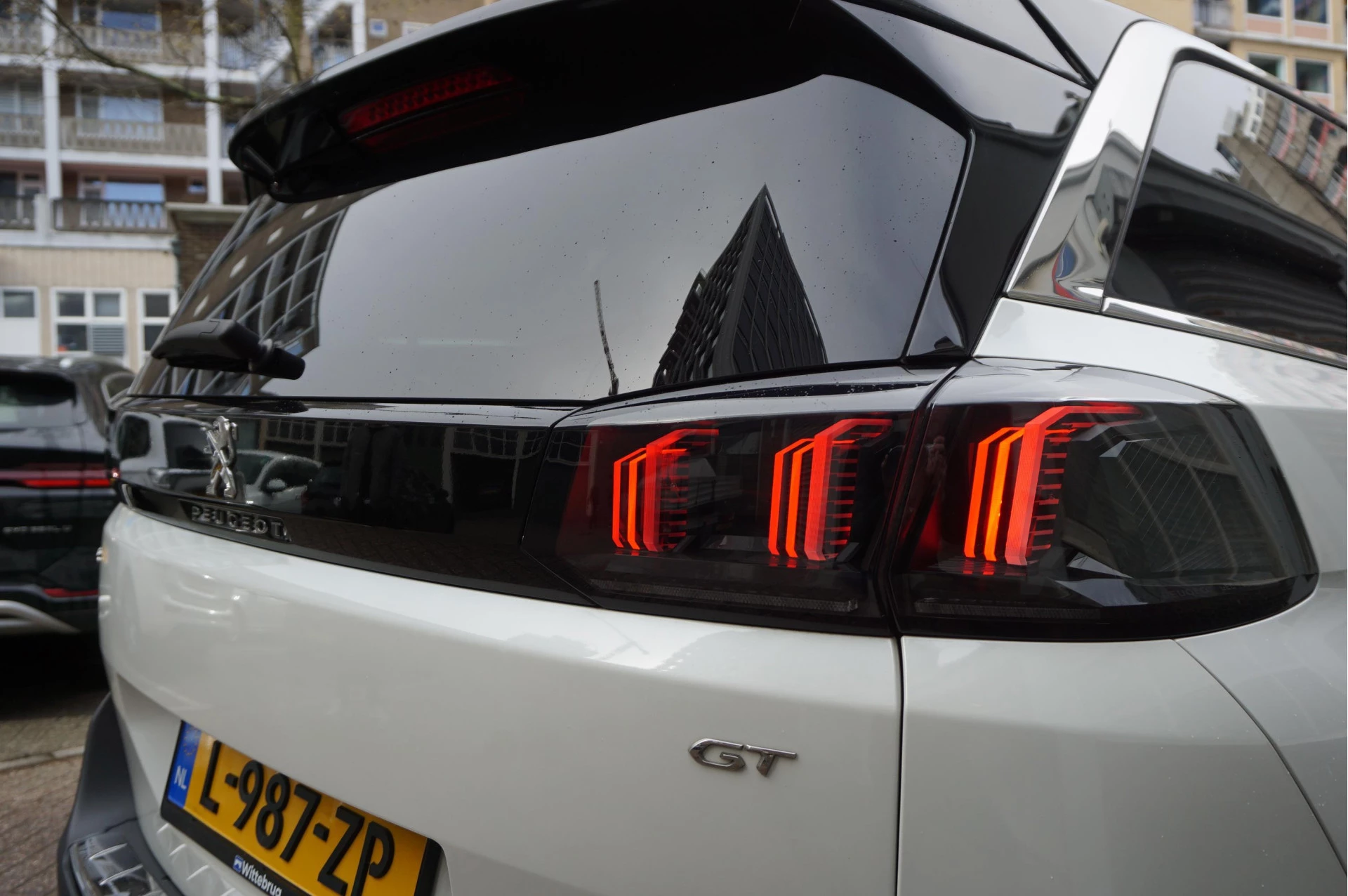 Hoofdafbeelding Peugeot 5008