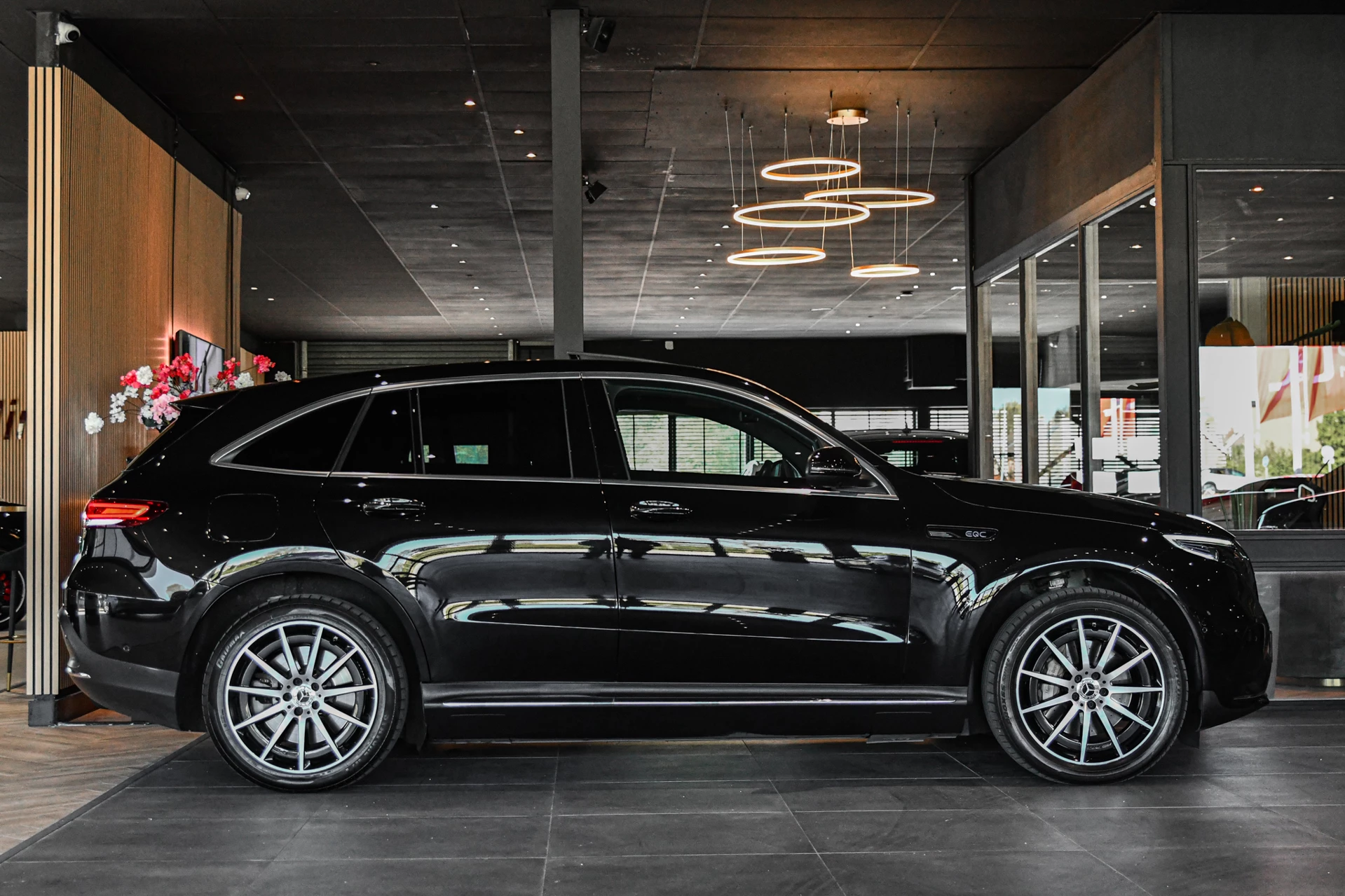 Hoofdafbeelding Mercedes-Benz EQC