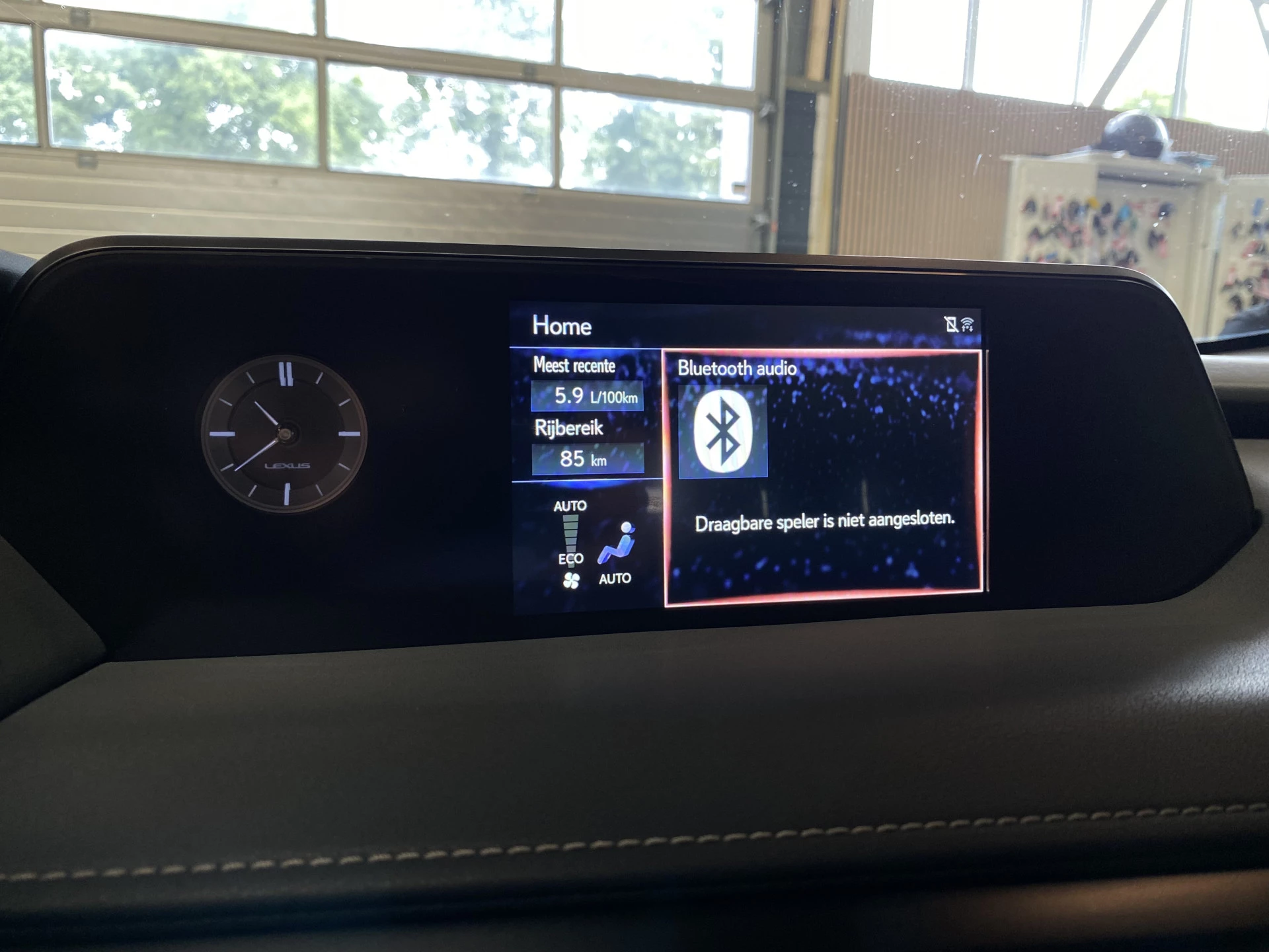 Hoofdafbeelding Lexus UX