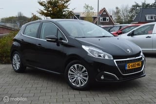 Peugeot 208 5drs 1.2 110pk Blue Lease Allure