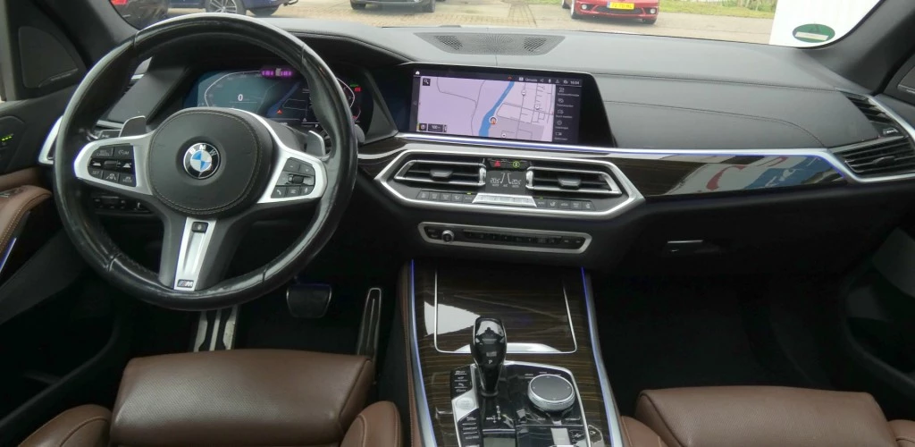 Hoofdafbeelding BMW X5