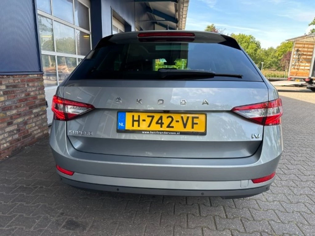 Hoofdafbeelding Škoda Superb