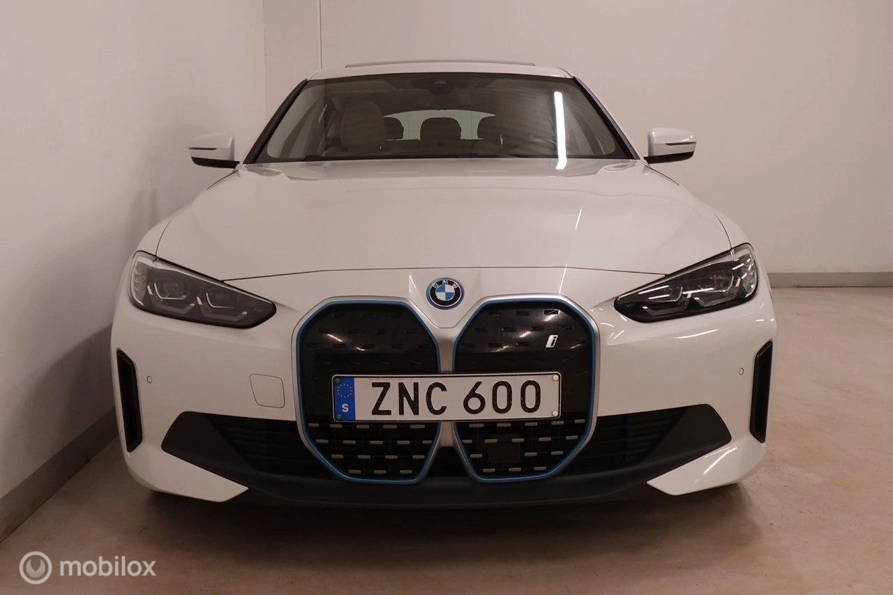 Hoofdafbeelding BMW i4