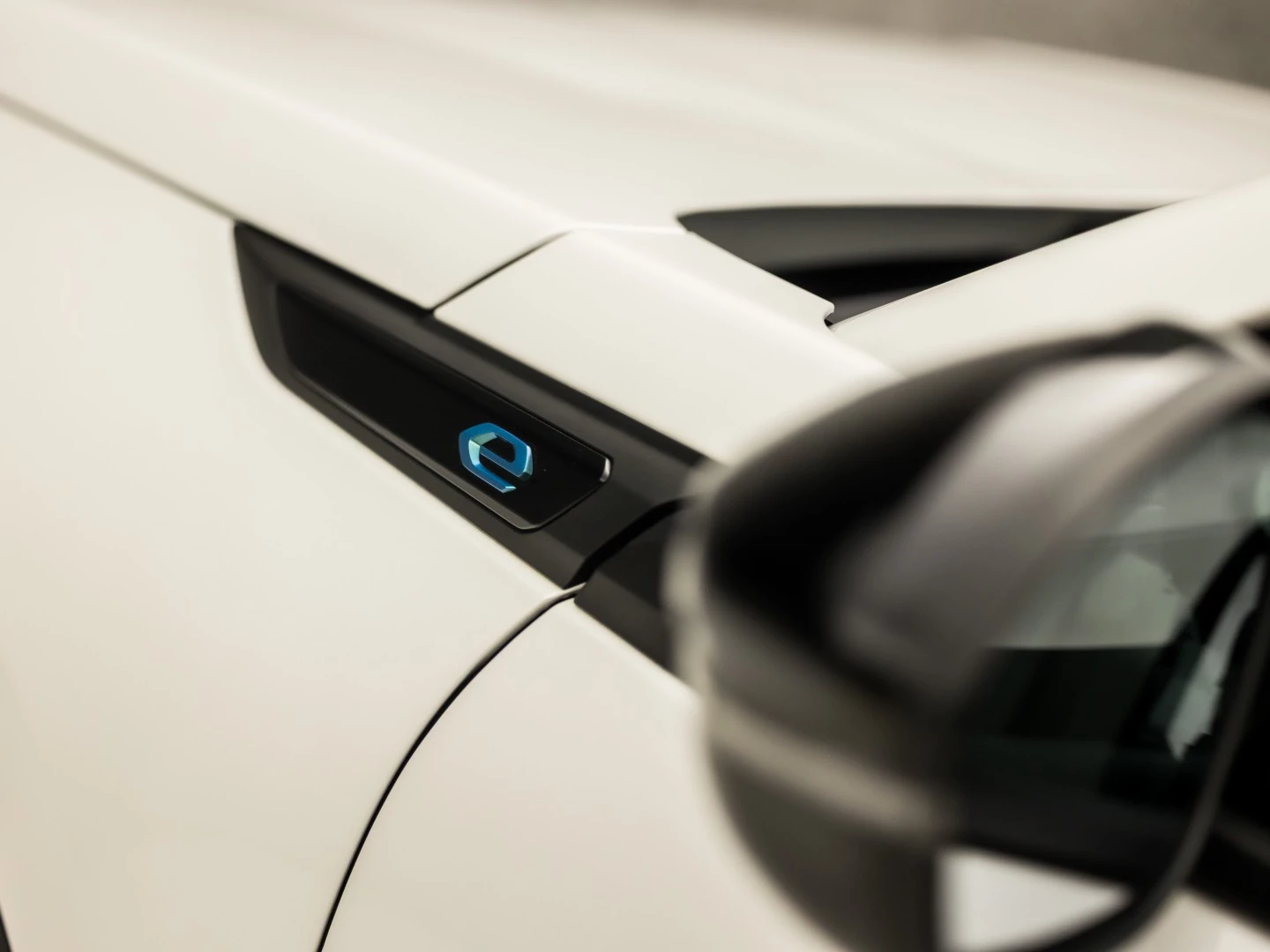 Hoofdafbeelding Peugeot e-2008