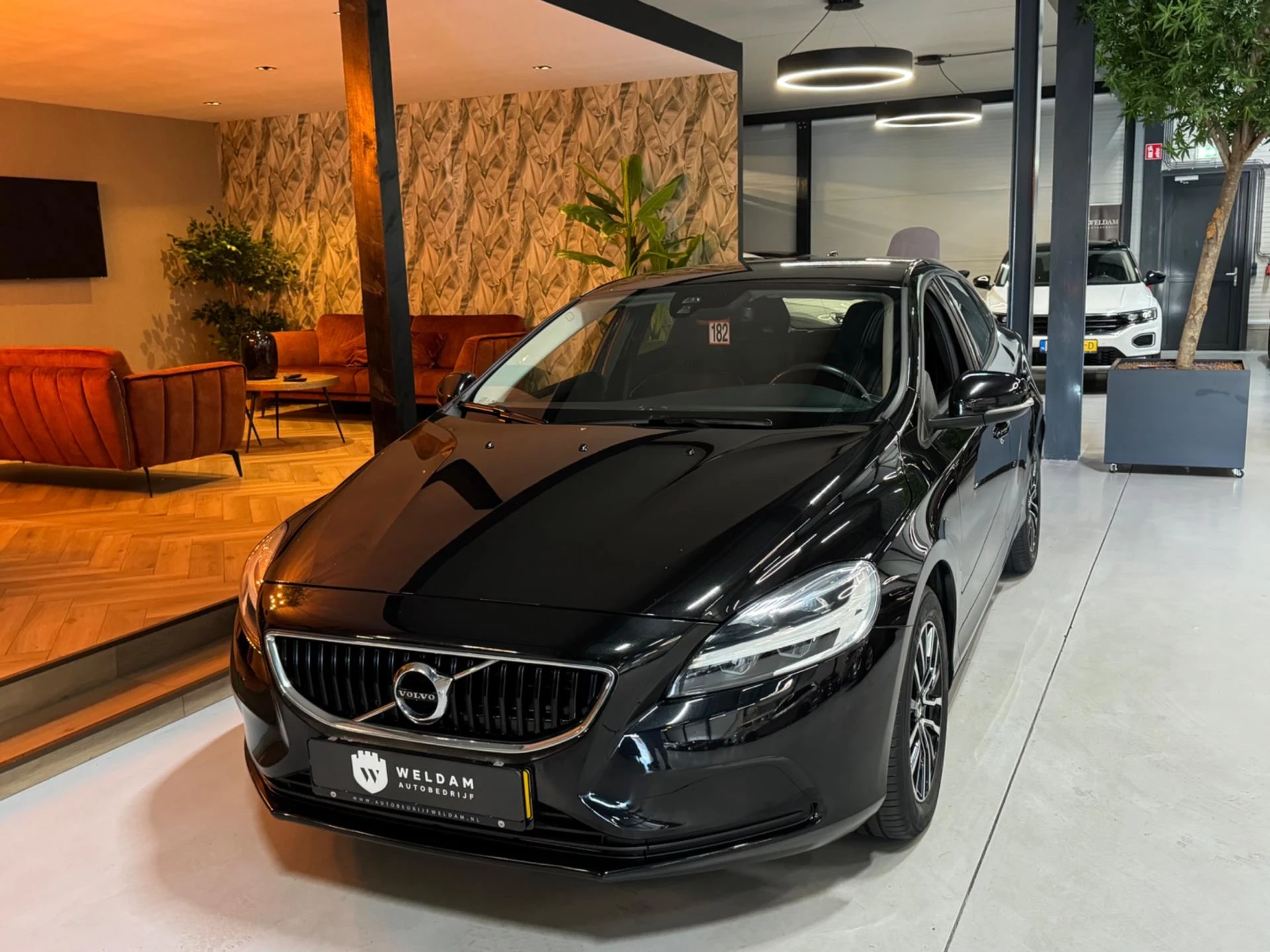 Hoofdafbeelding Volvo V40