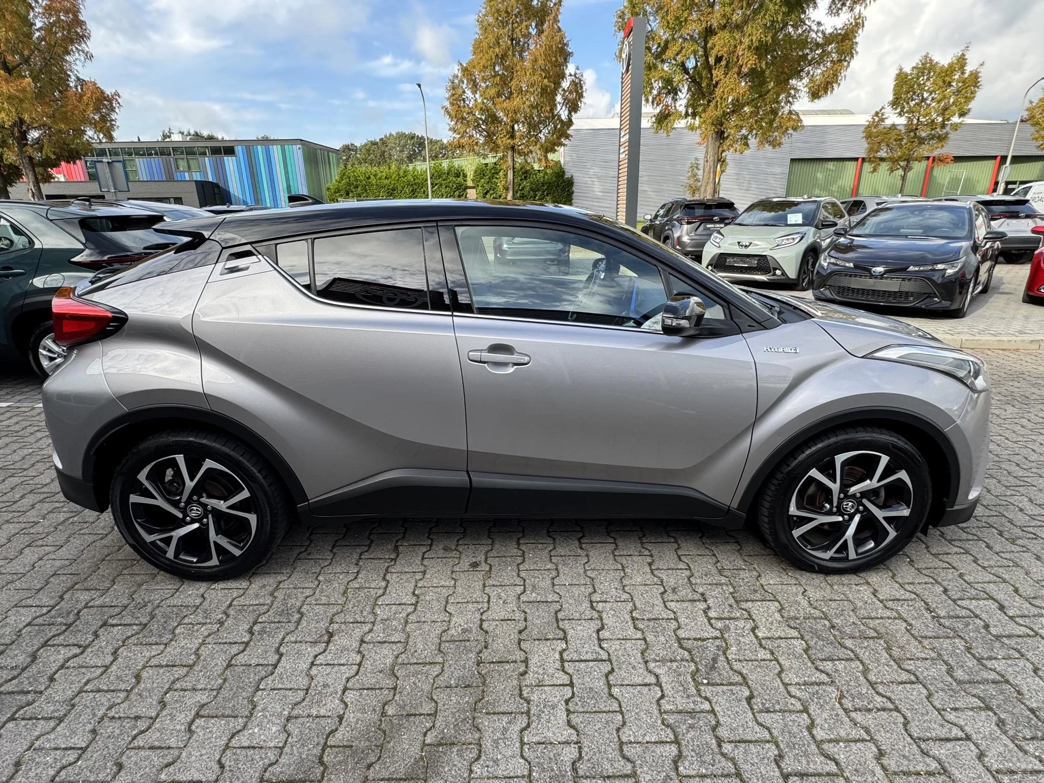 Hoofdafbeelding Toyota C-HR