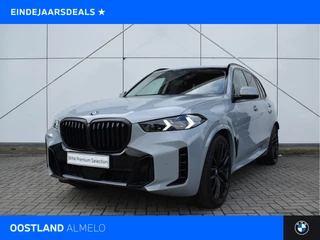 BMW X5 xDrive50e High Executive M Sport Automaat / Panoramadak / Trekhaak / Soft-Close / Bowers & Wilkins / Adaptief onderstel / Parking Assistant Professional / Adaptieve LED / Gesture Control