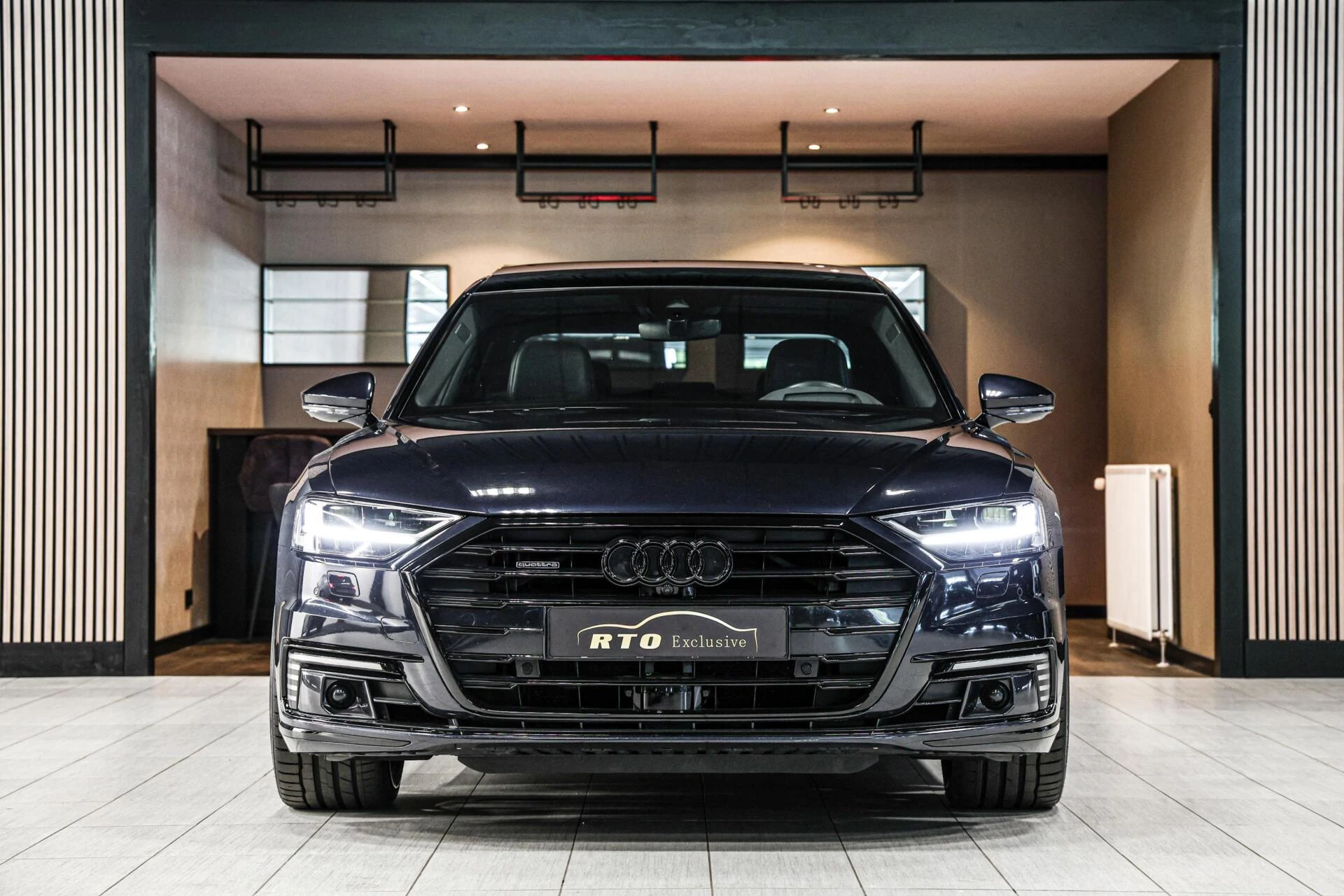Hoofdafbeelding Audi A8