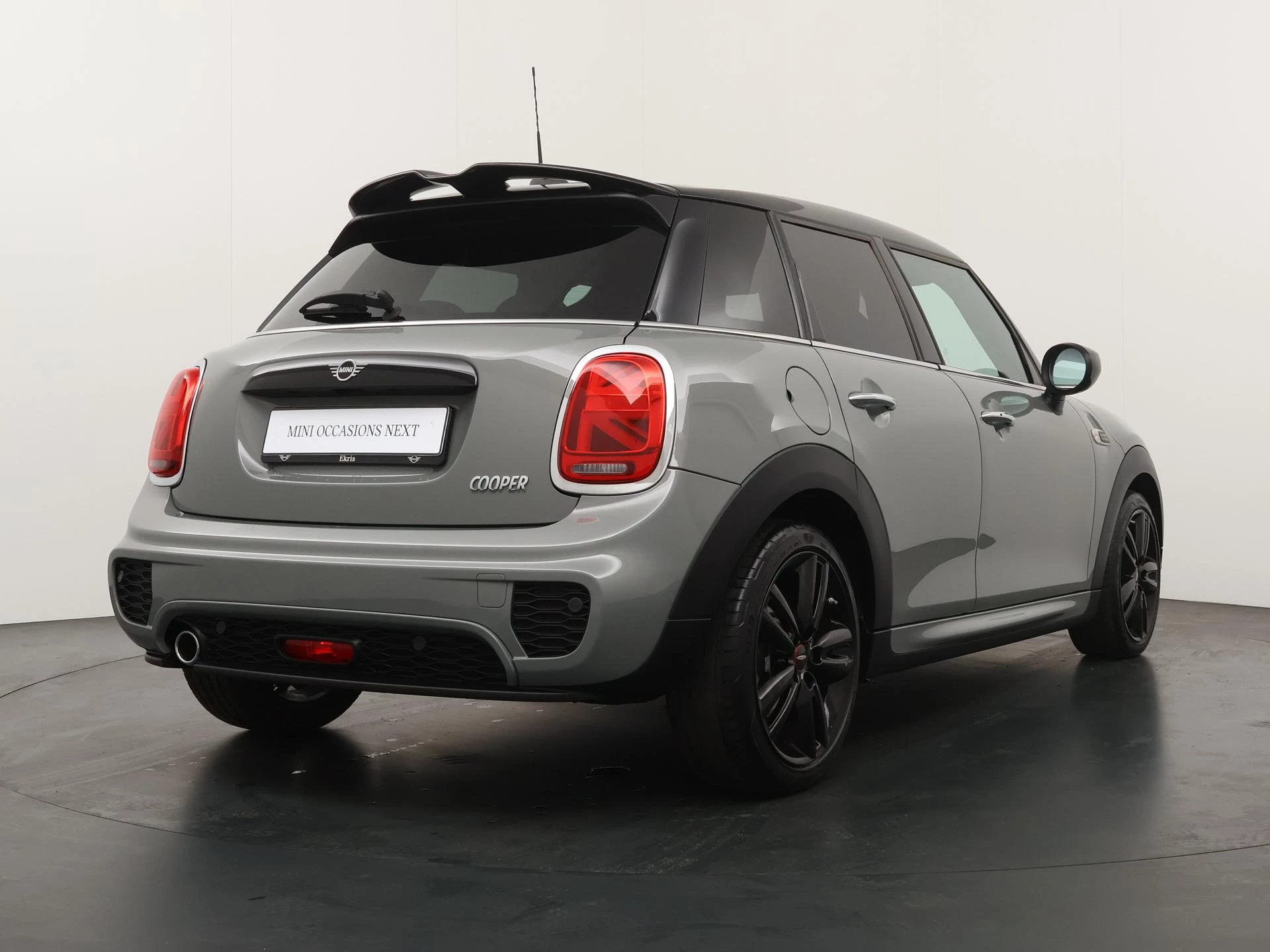 Hoofdafbeelding MINI 5-deurs