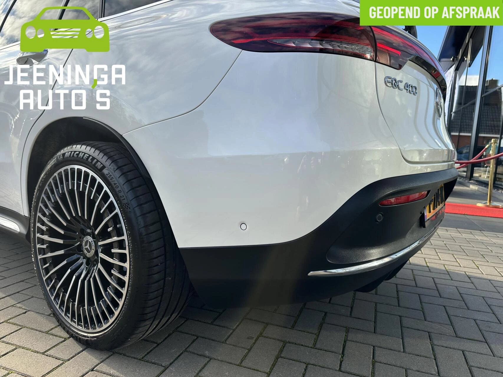 Hoofdafbeelding Mercedes-Benz EQC