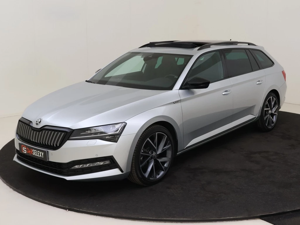 Hoofdafbeelding Škoda Superb