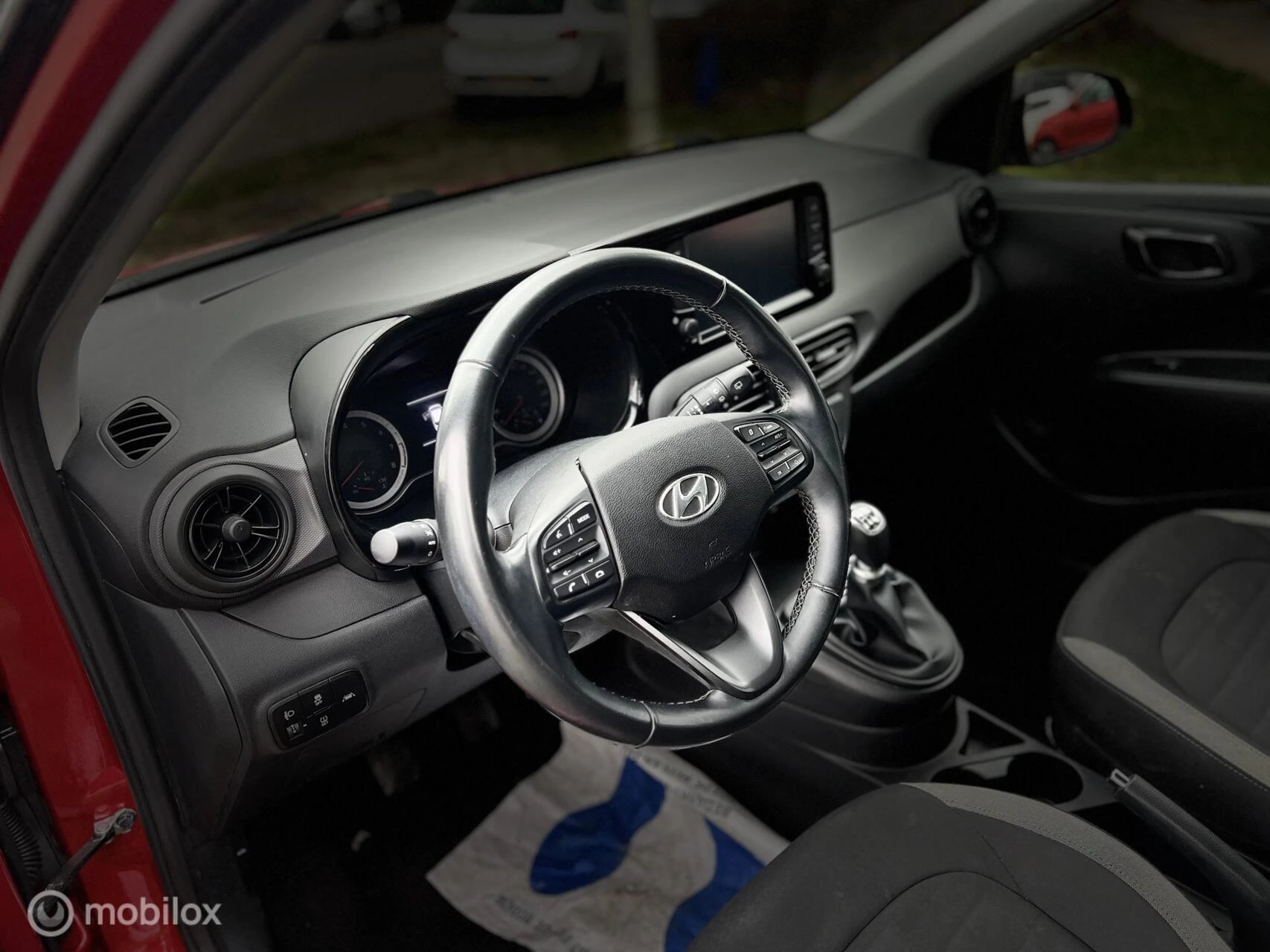 Hoofdafbeelding Hyundai i10