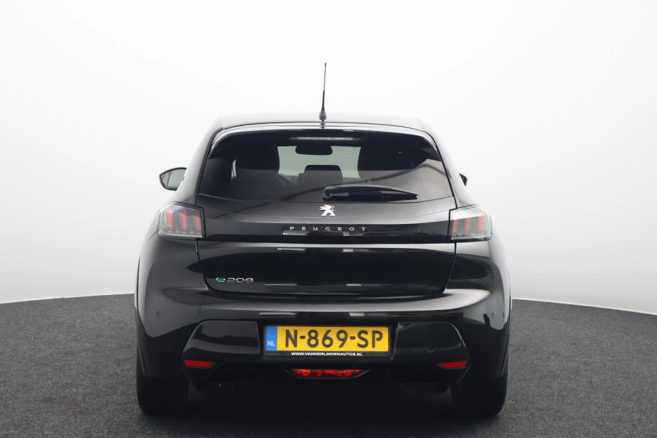 Hoofdafbeelding Peugeot e-208