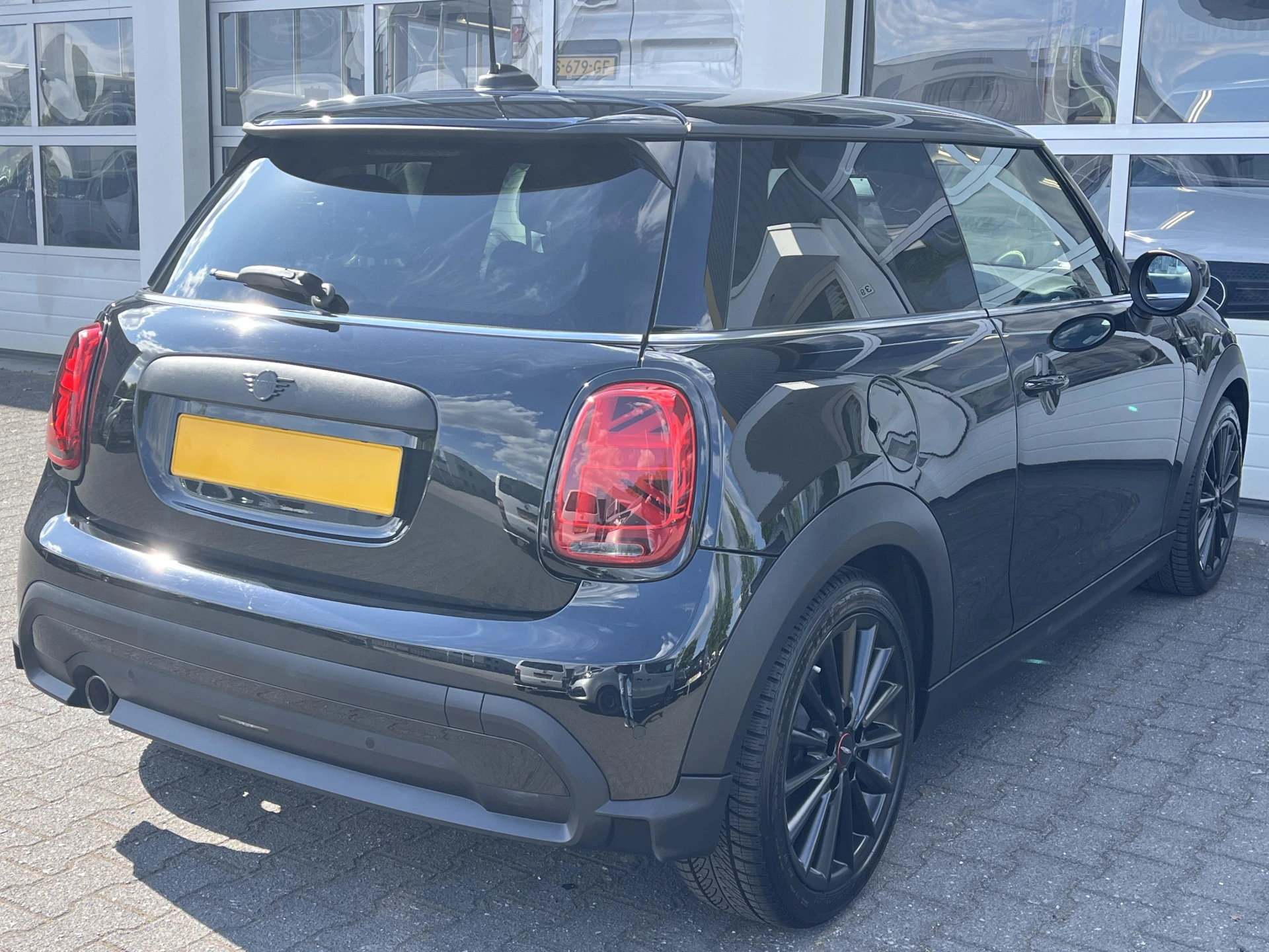 Hoofdafbeelding MINI One