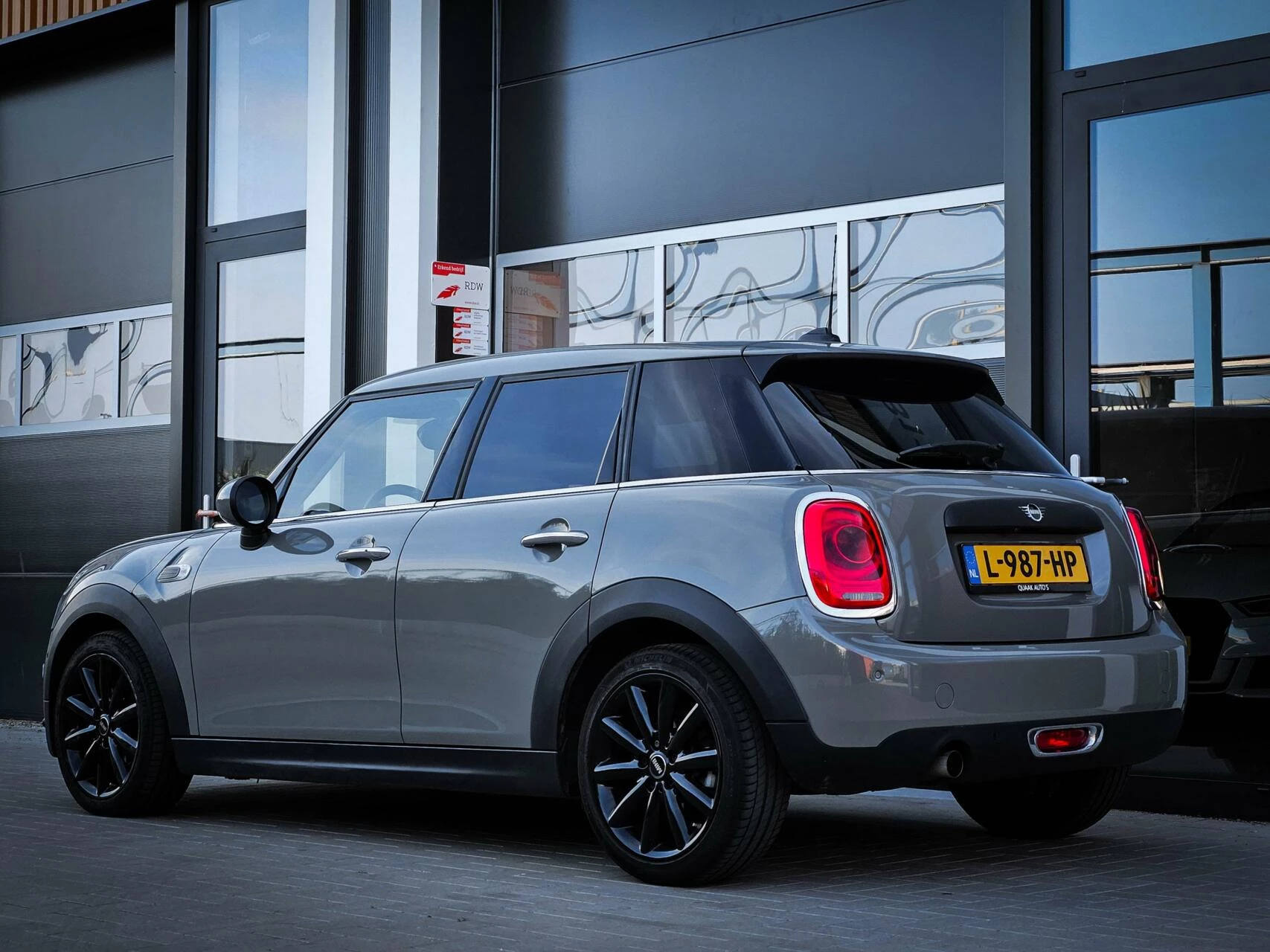 Hoofdafbeelding MINI One
