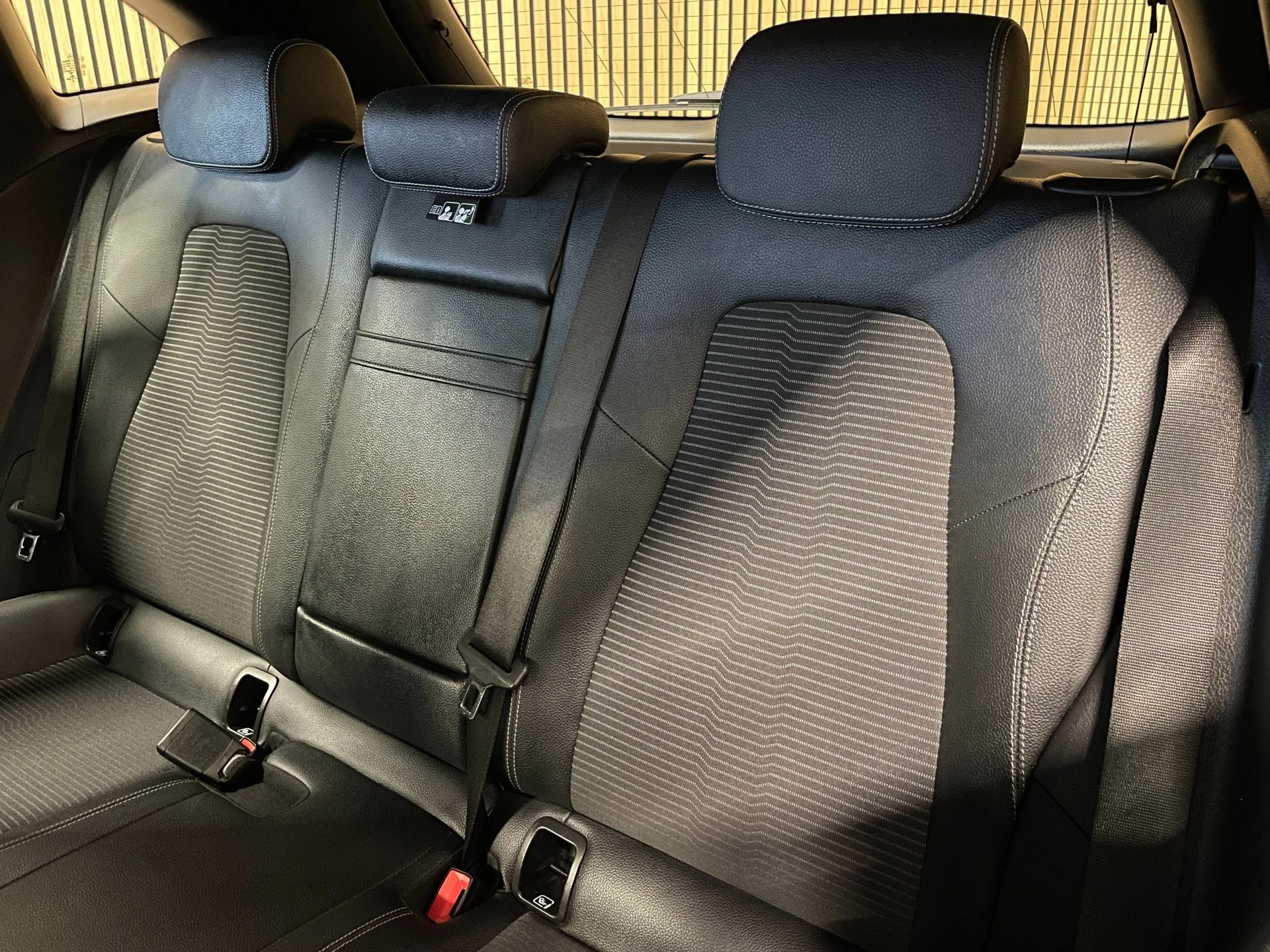 Hoofdafbeelding Mercedes-Benz EQA