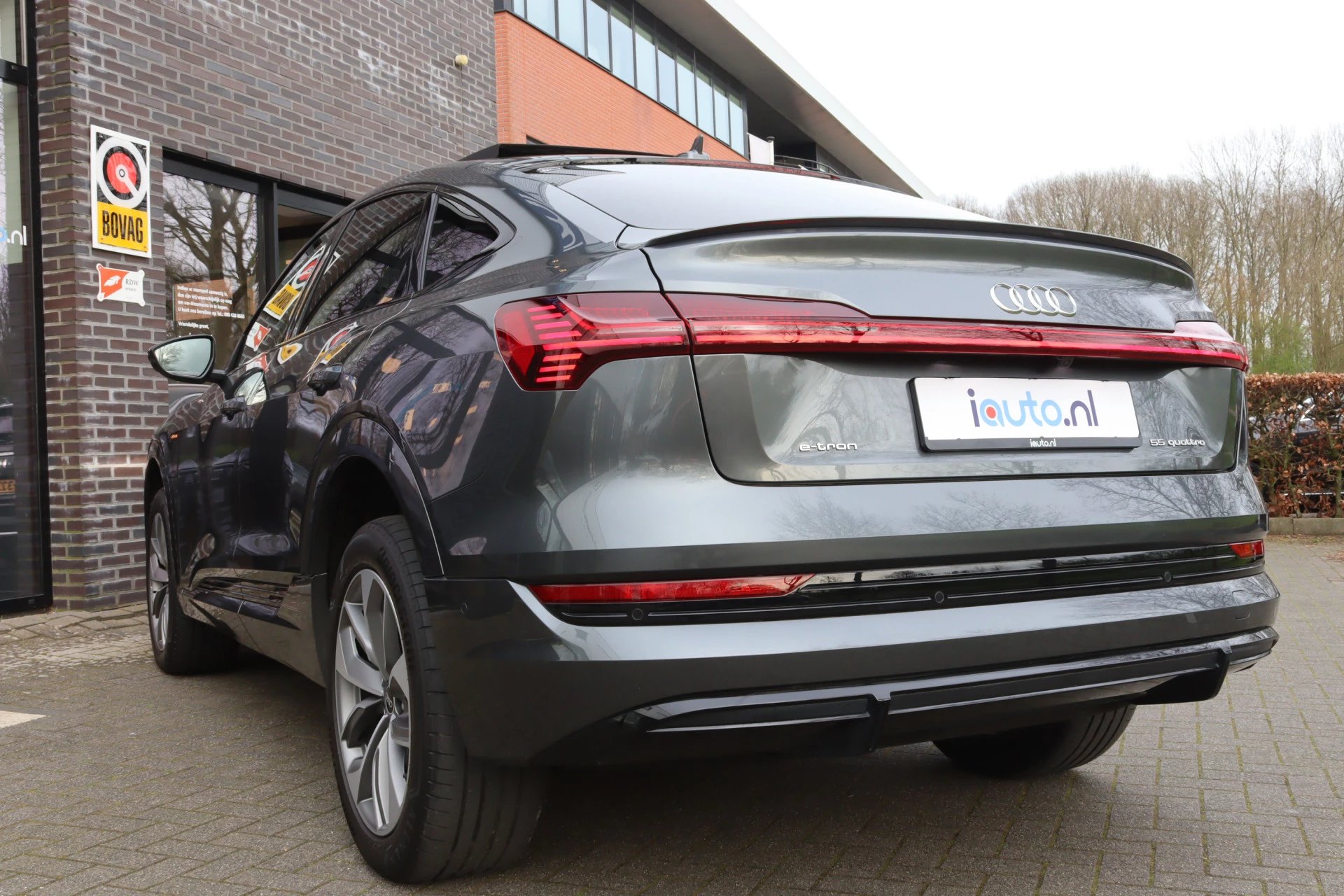 Hoofdafbeelding Audi e-tron