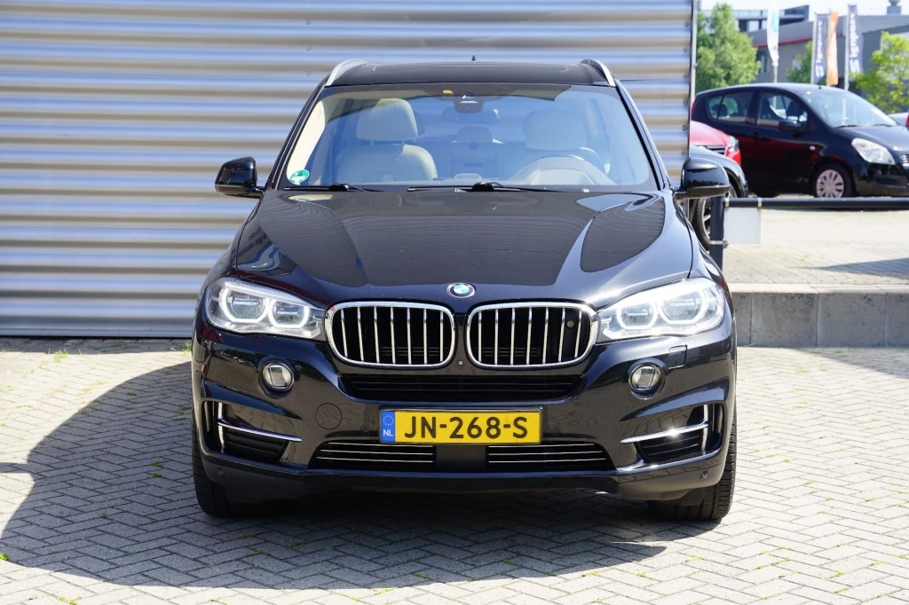 Hoofdafbeelding BMW X5