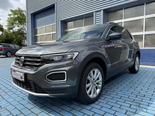 Volkswagen T-Roc 1.5 TSI ADAP CRUISE STOELVER. P-CAM. APPLE ALL SEA