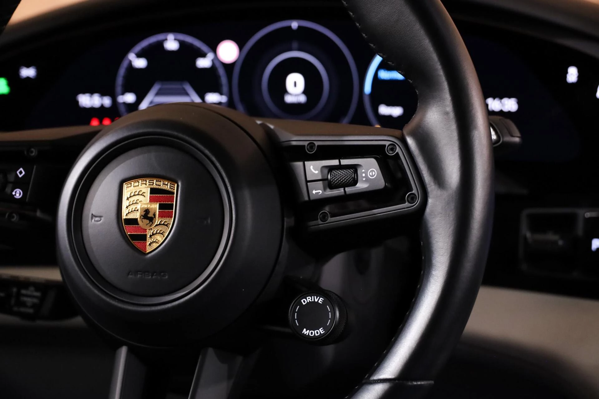 Hoofdafbeelding Porsche Taycan