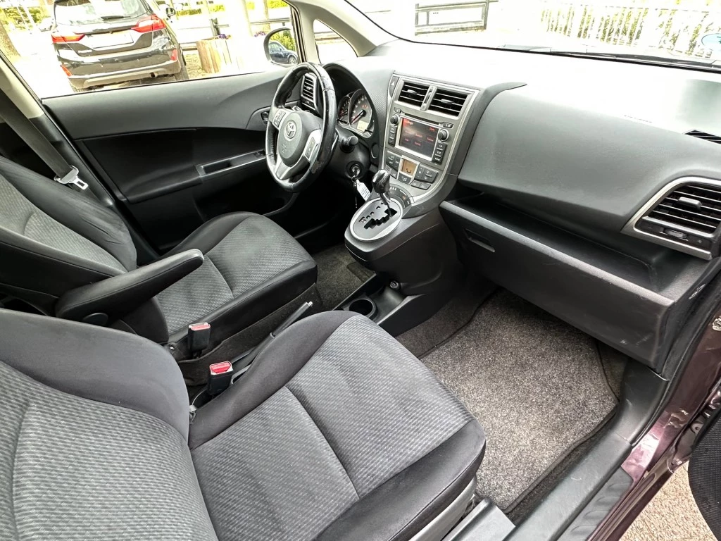 Hoofdafbeelding Toyota Verso-S