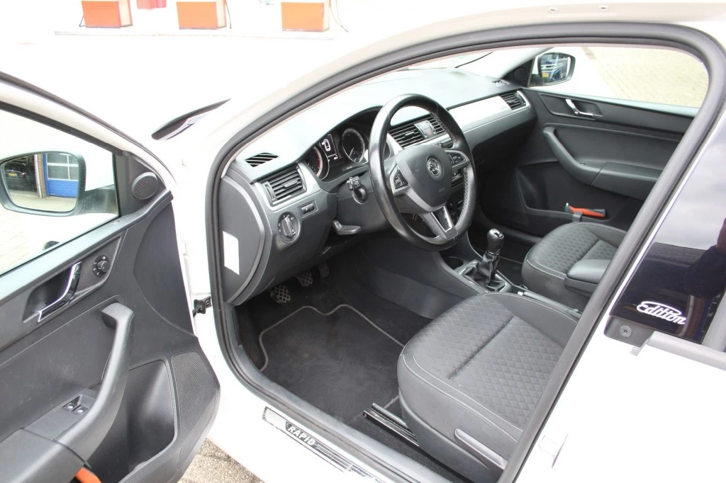 Hoofdafbeelding Škoda Rapid