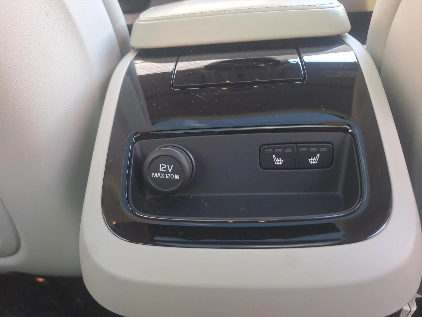 Hoofdafbeelding Volvo V90