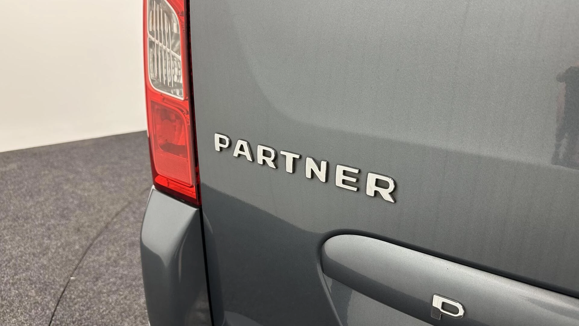 Hoofdafbeelding Peugeot Partner